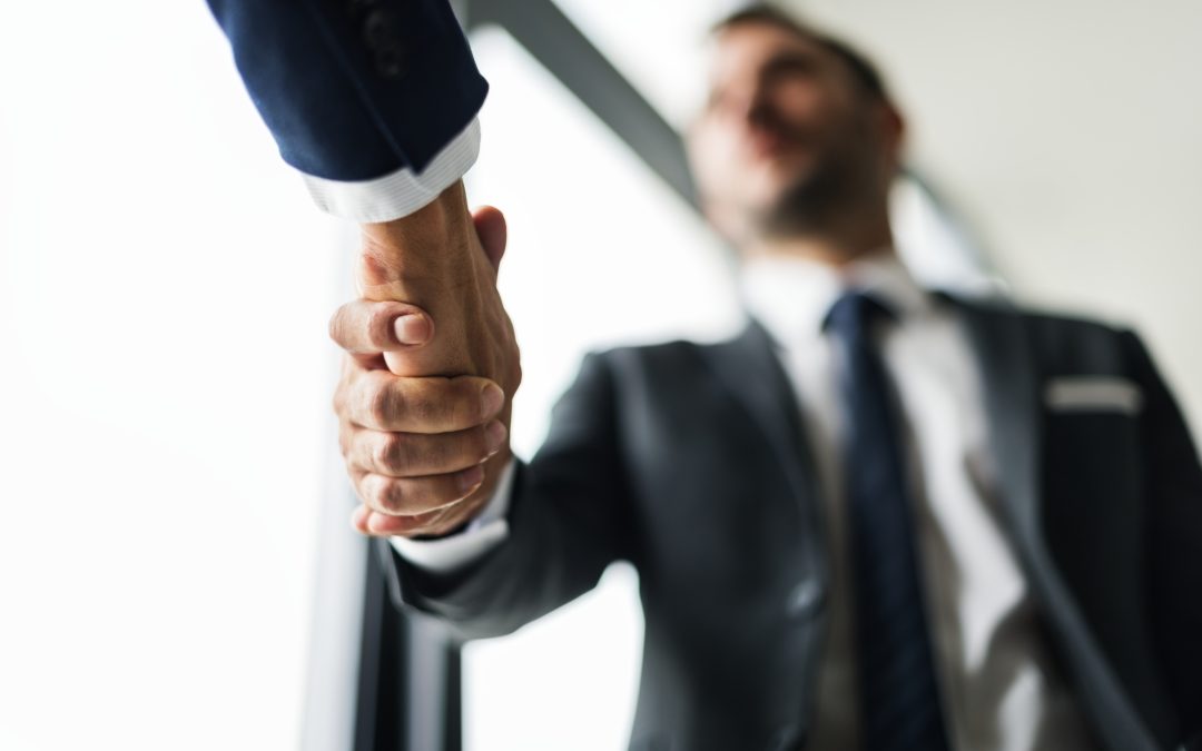 Guía práctica para iniciar tu negocio: los aspectos legales que debes considerar